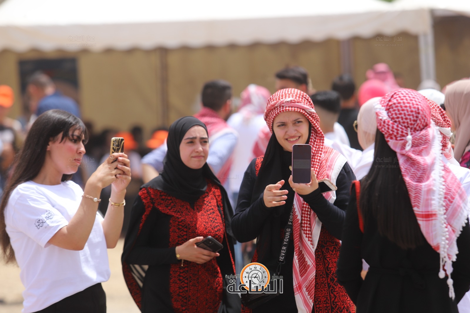 Madar Al-Saa Images 0.4430578993562728