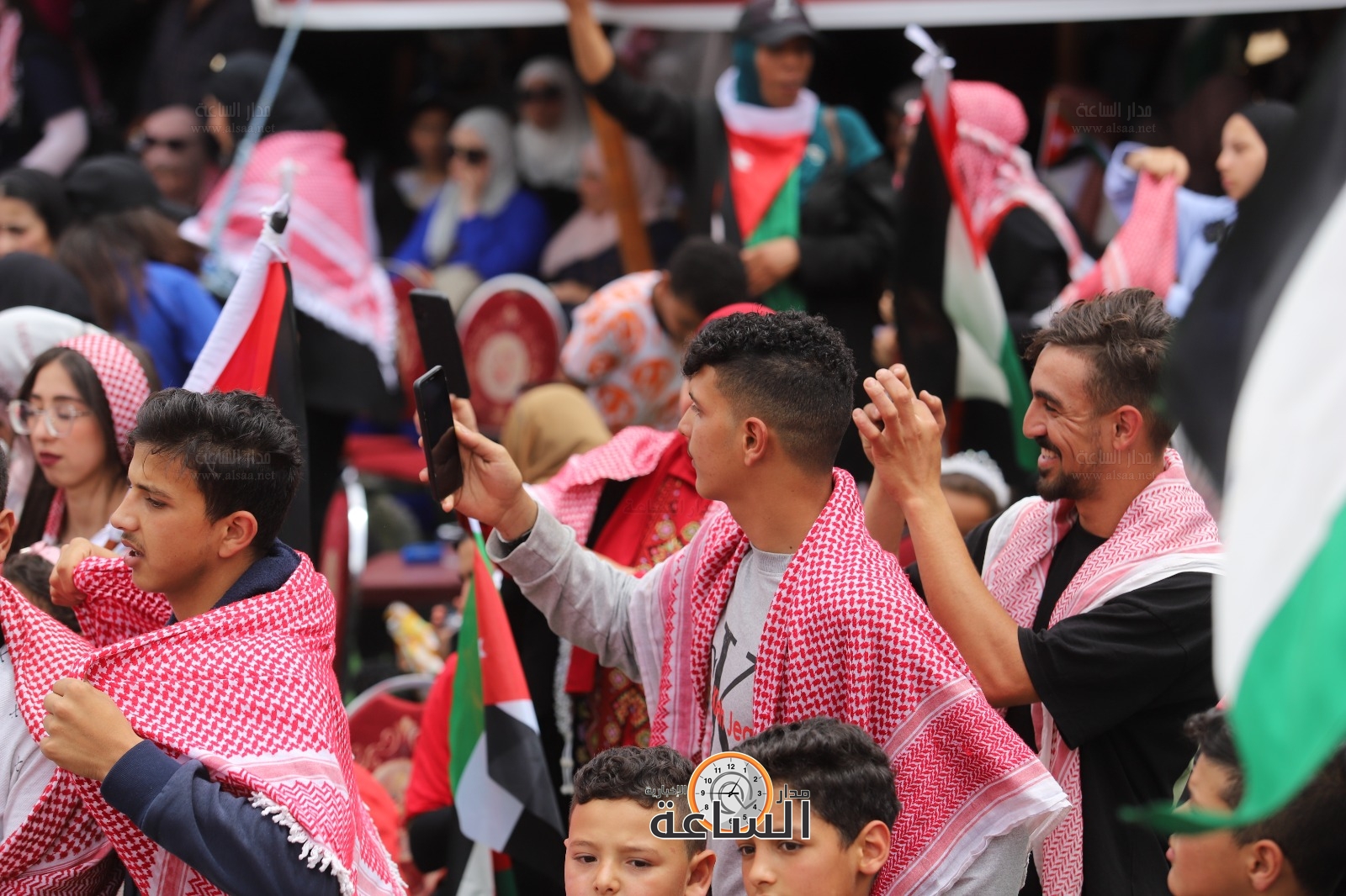 Madar Al-Saa Images 0.8056578626508724