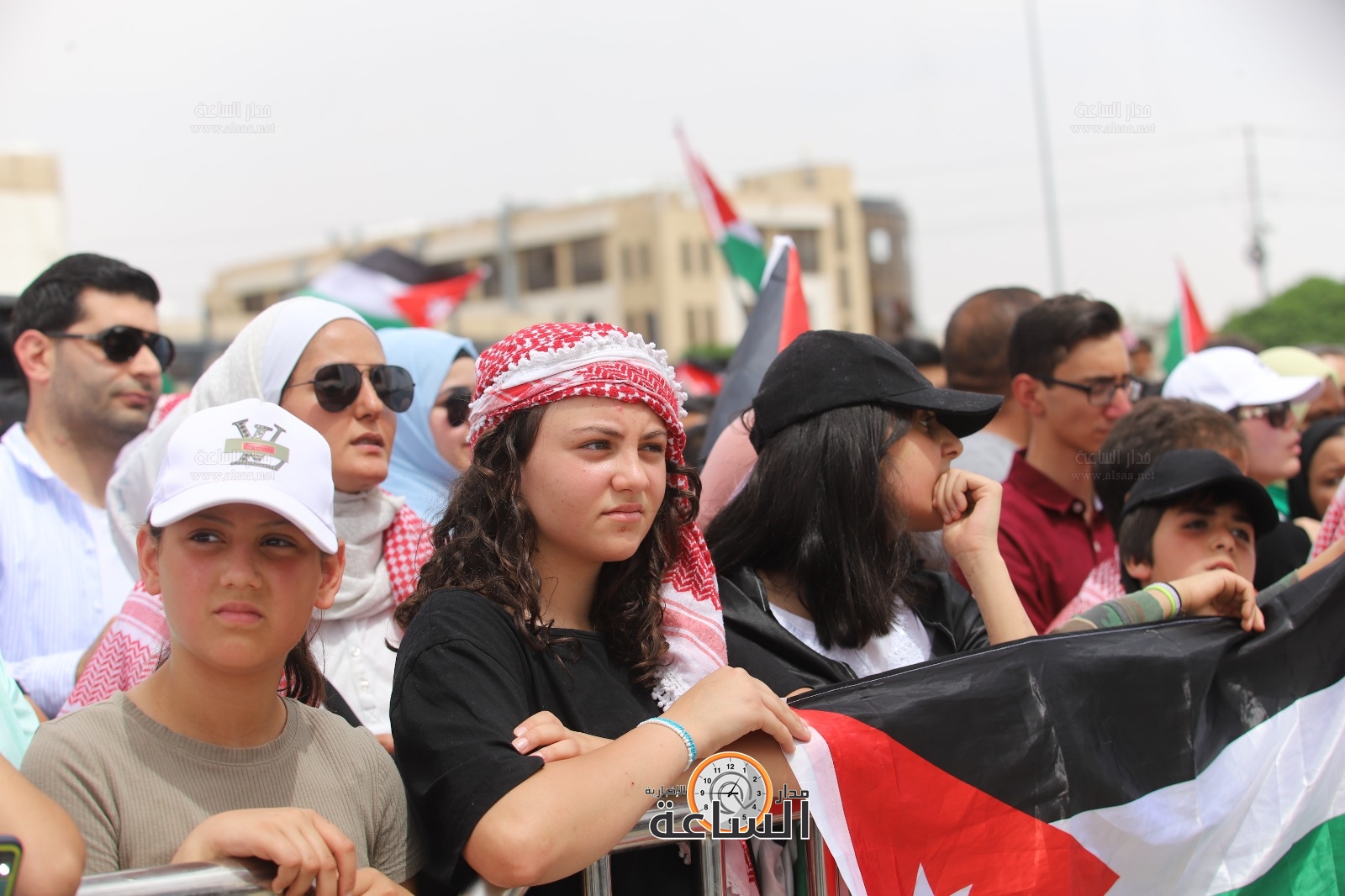 Madar Al-Saa Images 0.48849087758473786