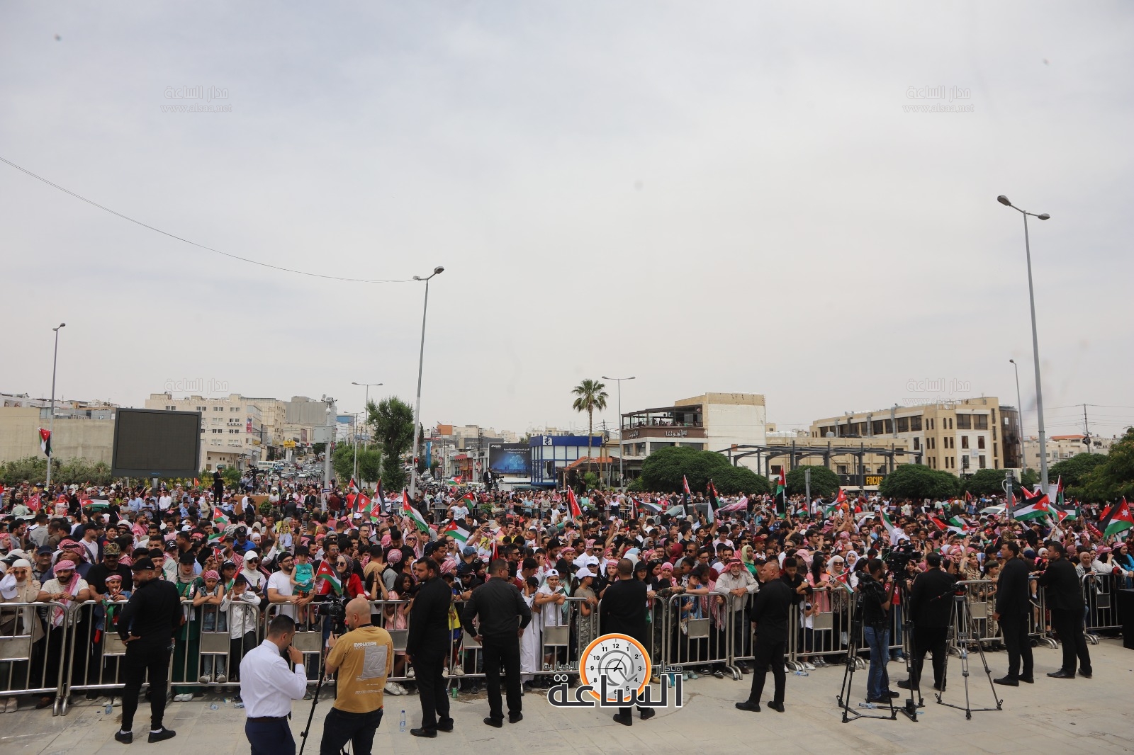 Madar Al-Saa Images 0.44720397388148303