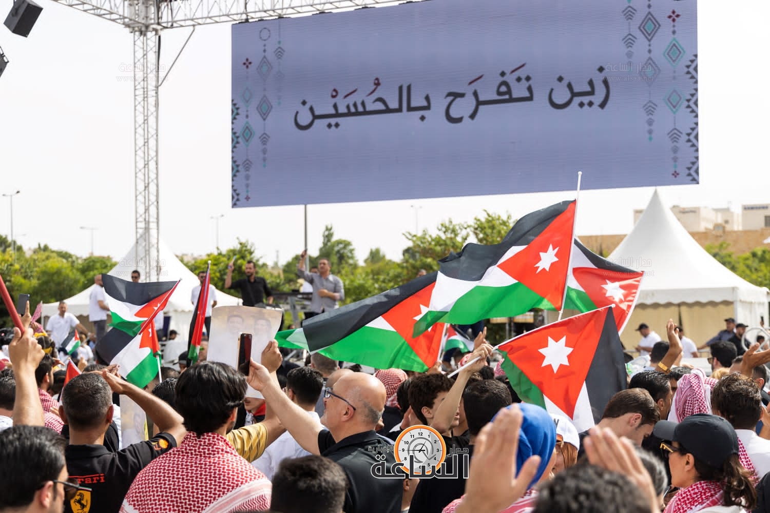 Madar Al-Saa Images 0.37438244384345576