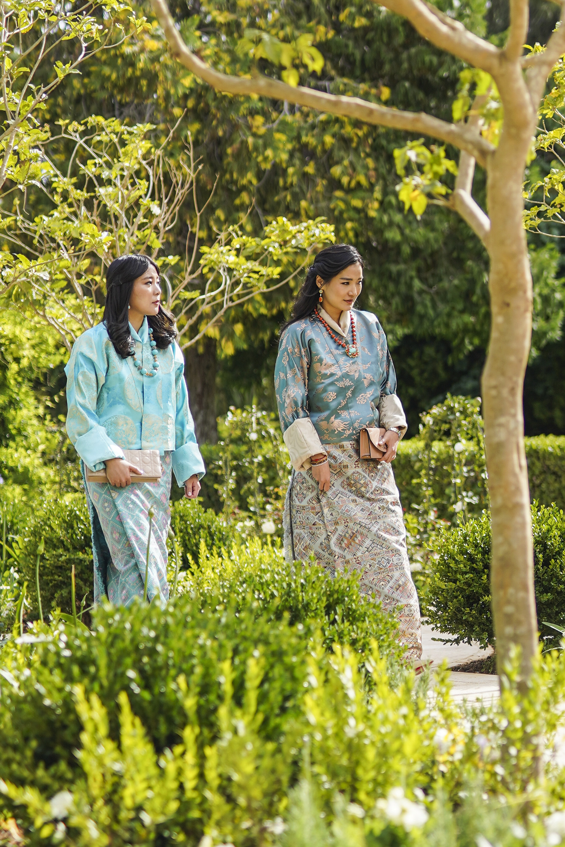 Madar Al-Saa Images 0.7490135083718967