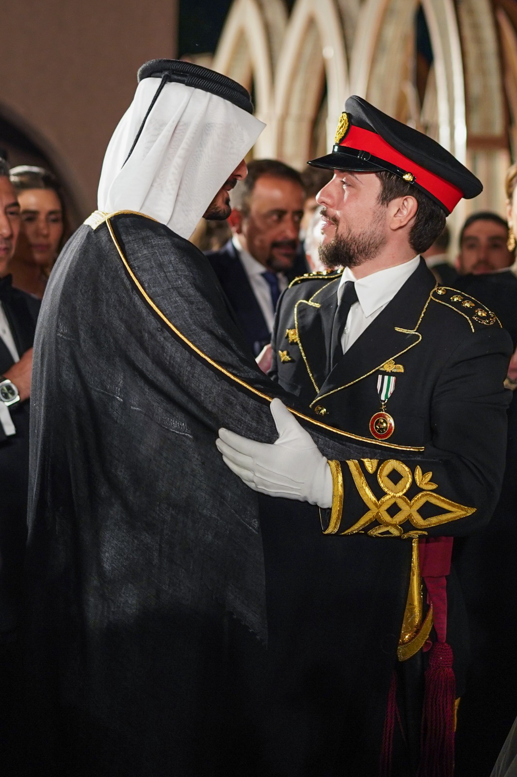 Madar Al-Saa Images 0.33172604789205007