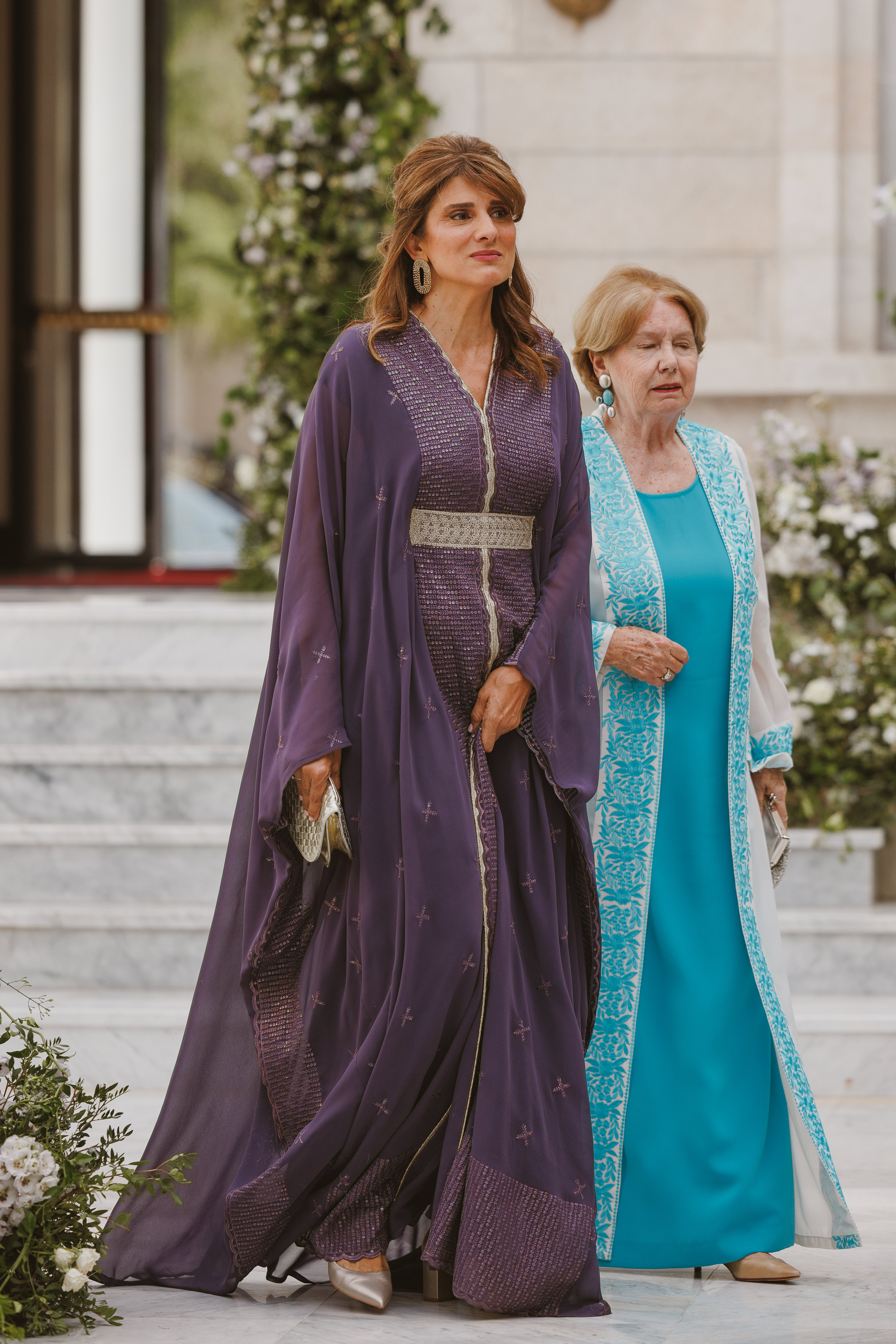 Madar Al-Saa Images 0.8138503418936944