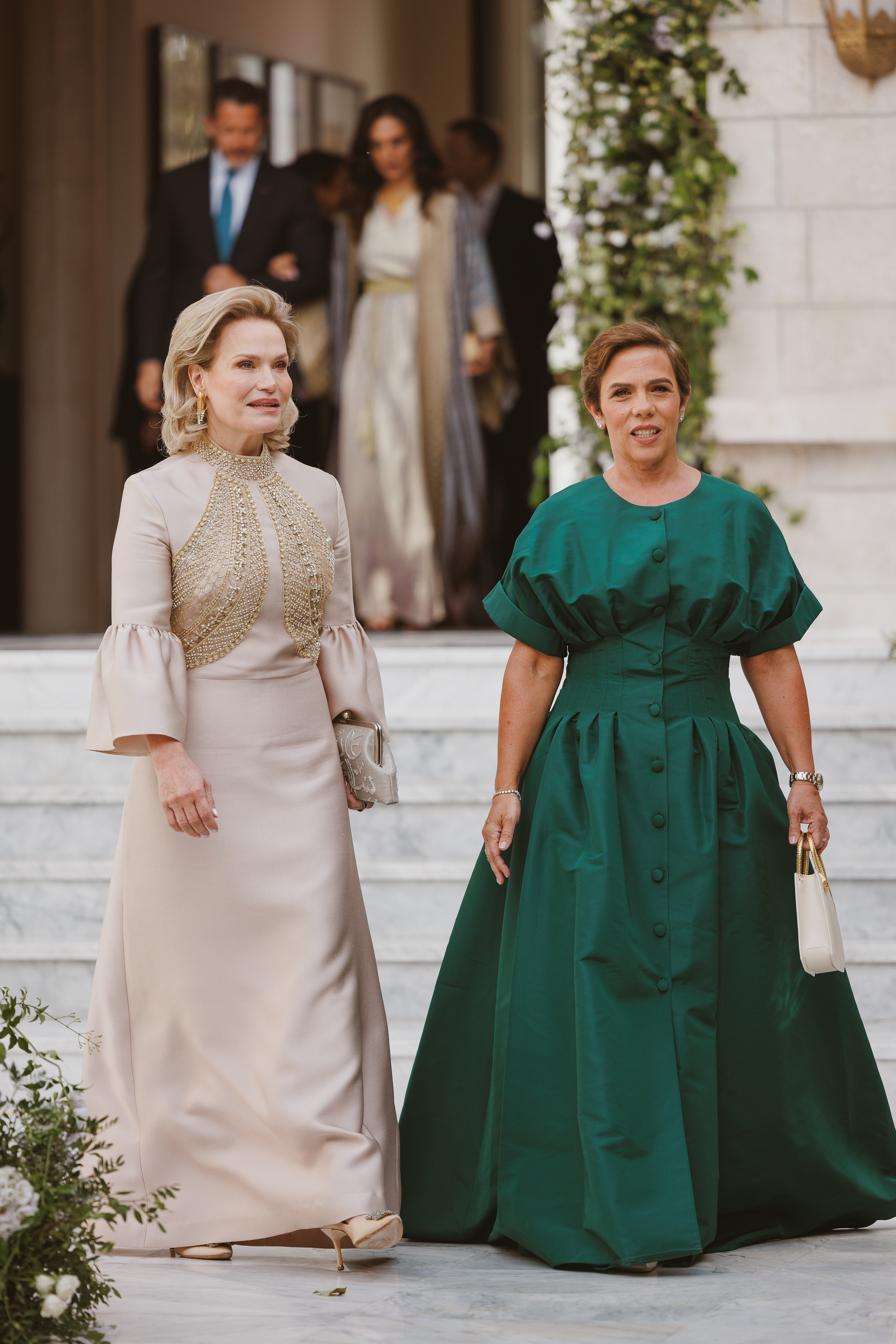 Madar Al-Saa Images 0.2939087446696331