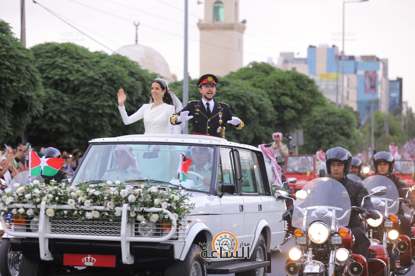 Madar Al-Saa Images 0.8735392275249737