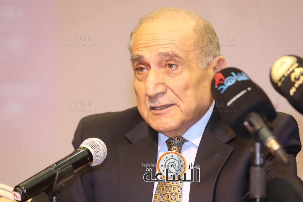 Madar Al-Saa Images 0.620053791995965