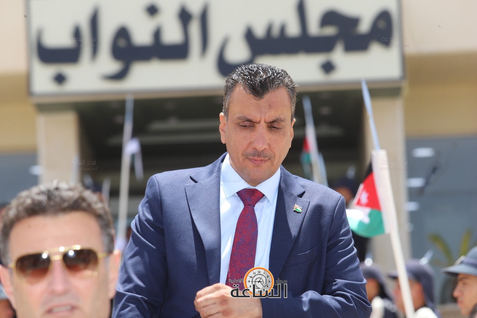 Madar Al-Saa Images 0.6103642153771907