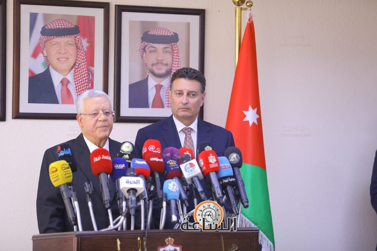 Madar Al-Saa Images 0.6886774367934205