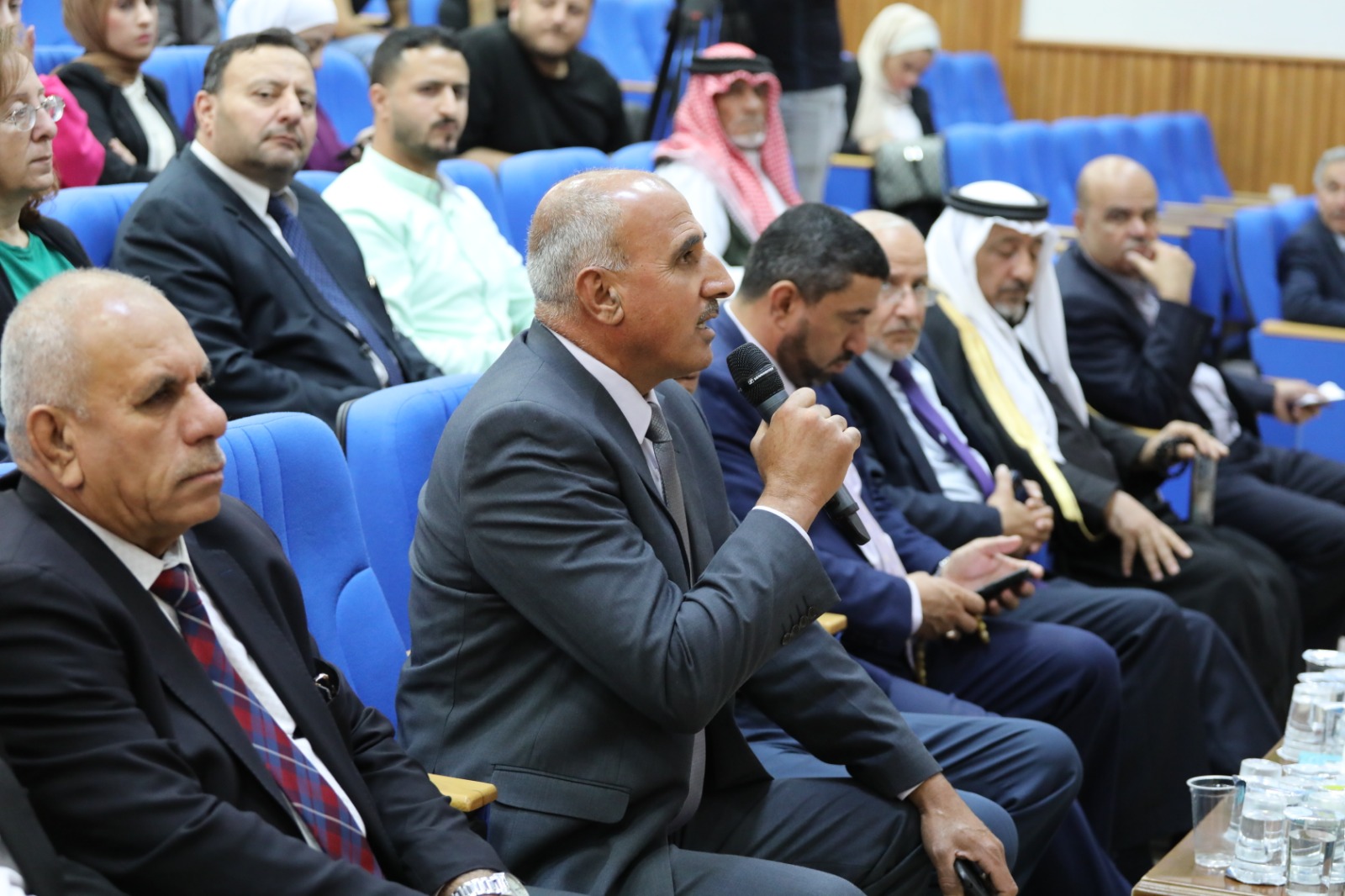 Madar Al-Saa Images 0.4624868113786318