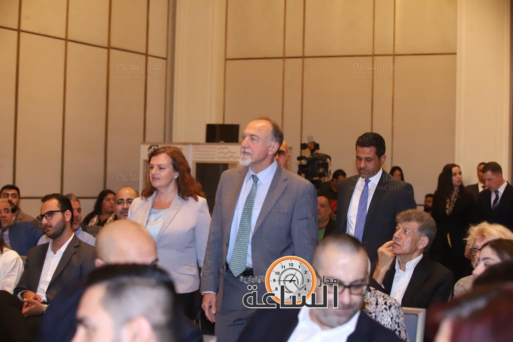 Madar Al-Saa Images 0.8338624919858331