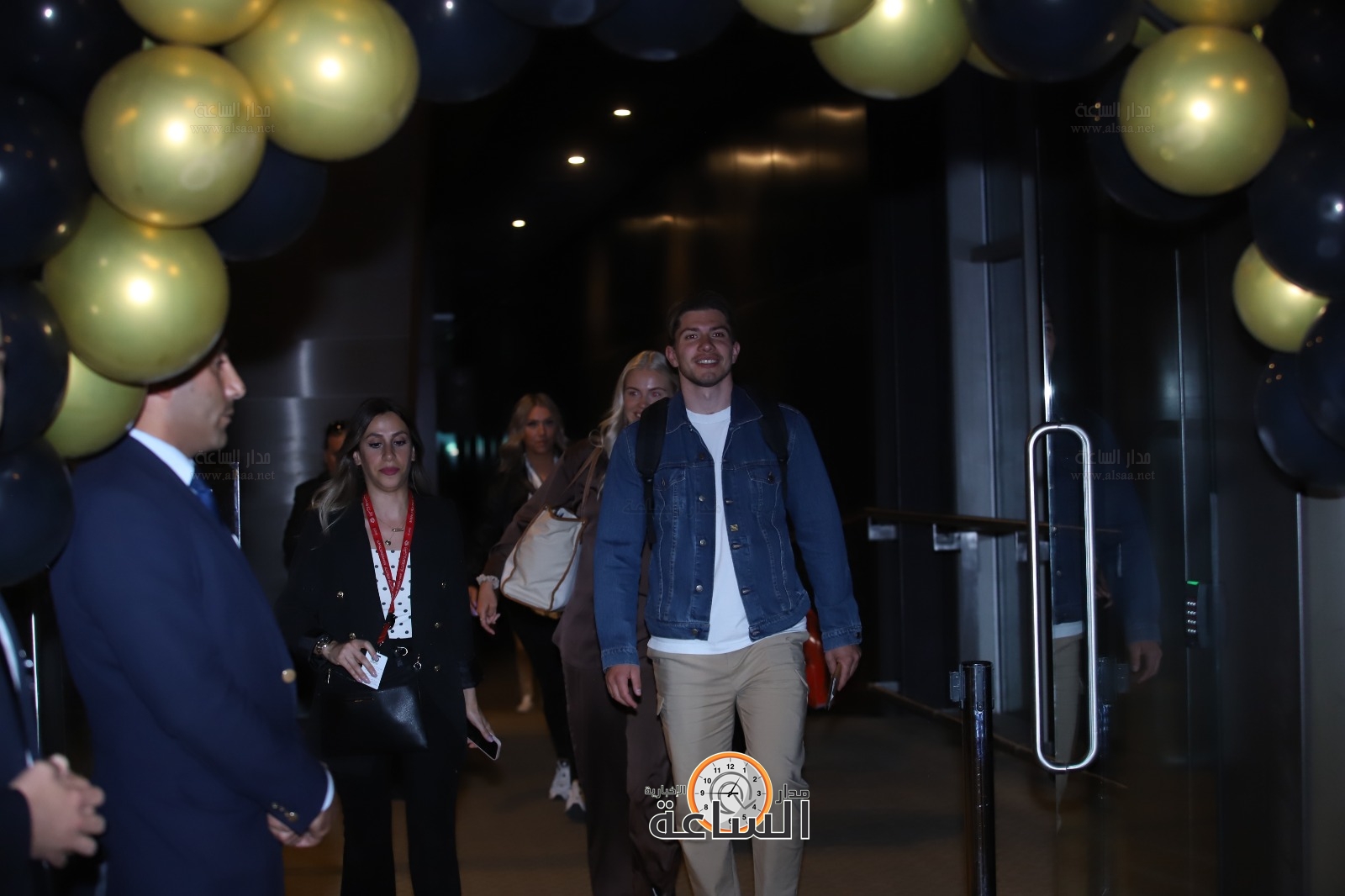 Madar Al-Saa Images 0.6136402154947549