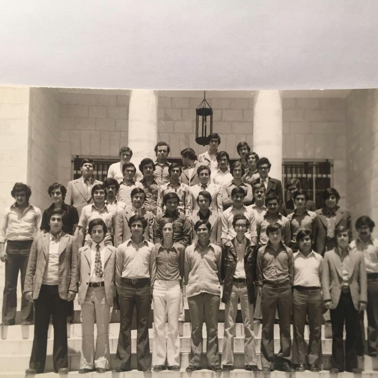 Madar Al-Saa Images 0.6943611534283095