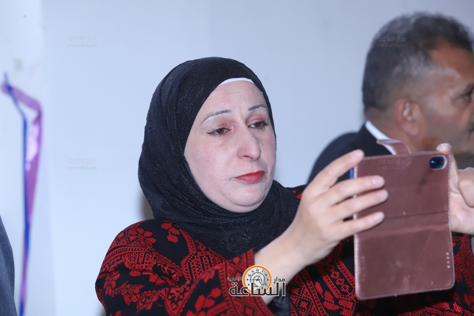 Madar Al-Saa Images 0.03336450065042529