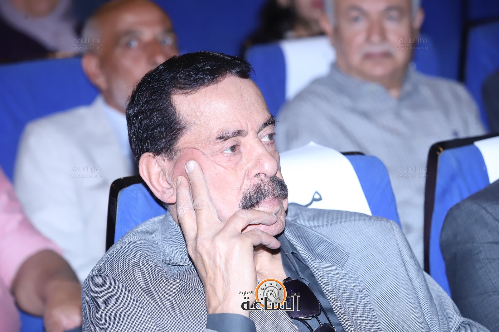 Madar Al-Saa Images 0.2368261329198047