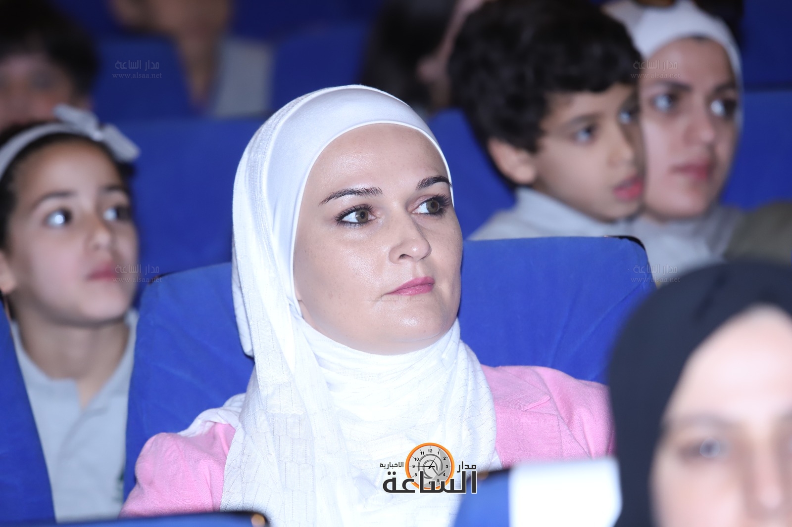 Madar Al-Saa Images 0.698537611152396