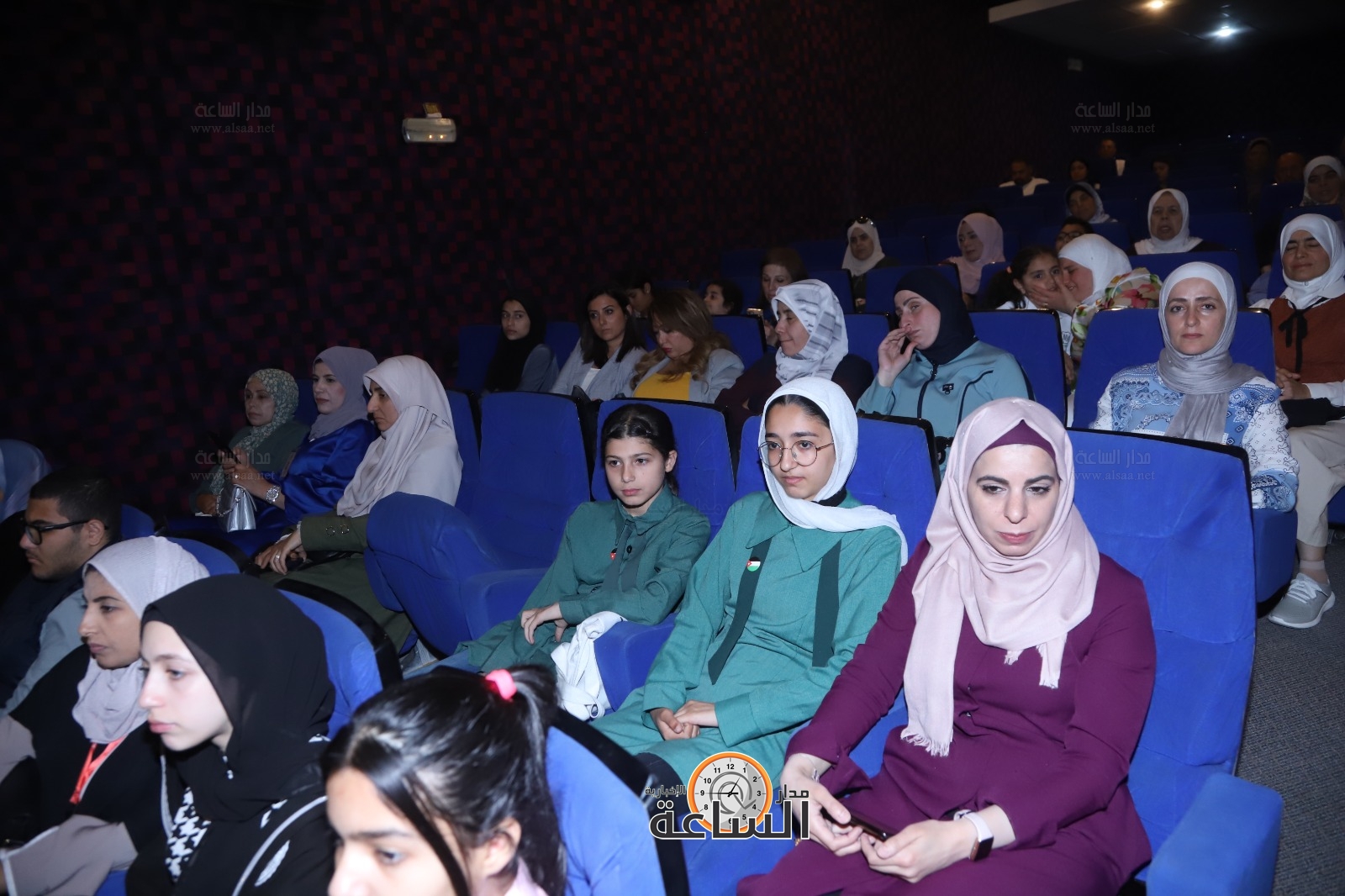 Madar Al-Saa Images 0.904836970921904