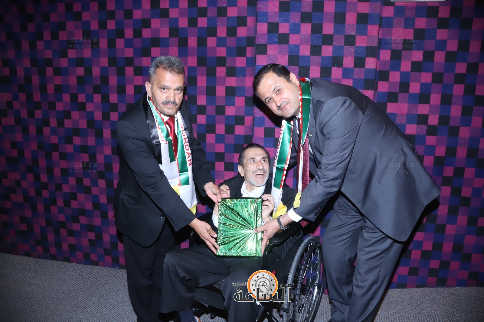 Madar Al-Saa Images 0.05613376654786828