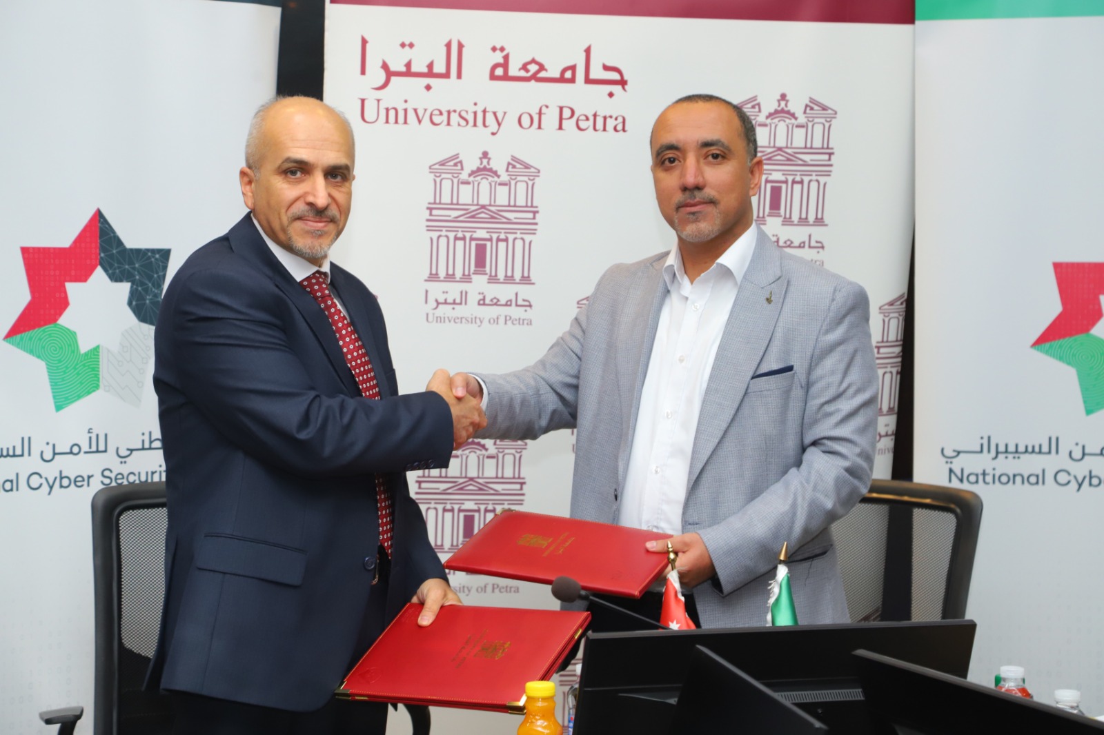 Madar Al-Saa Images 0.26518141923546756