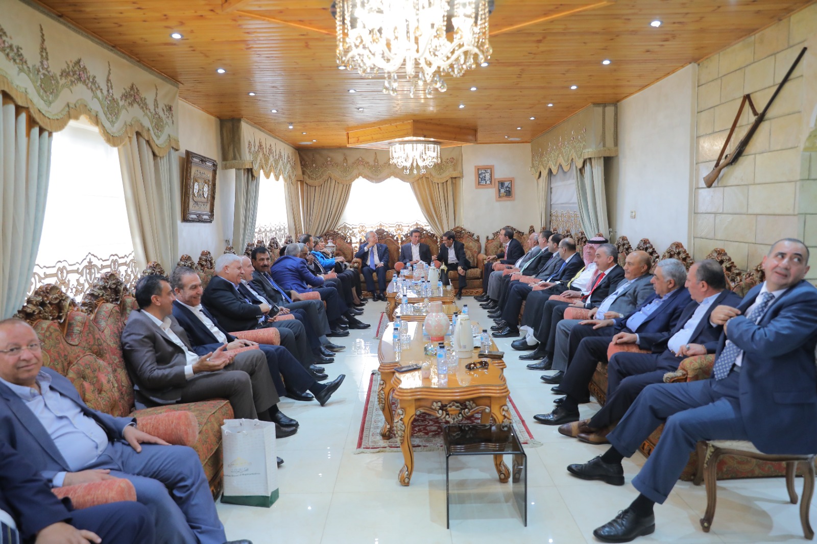 Madar Al-Saa Images 0.3405512378912079