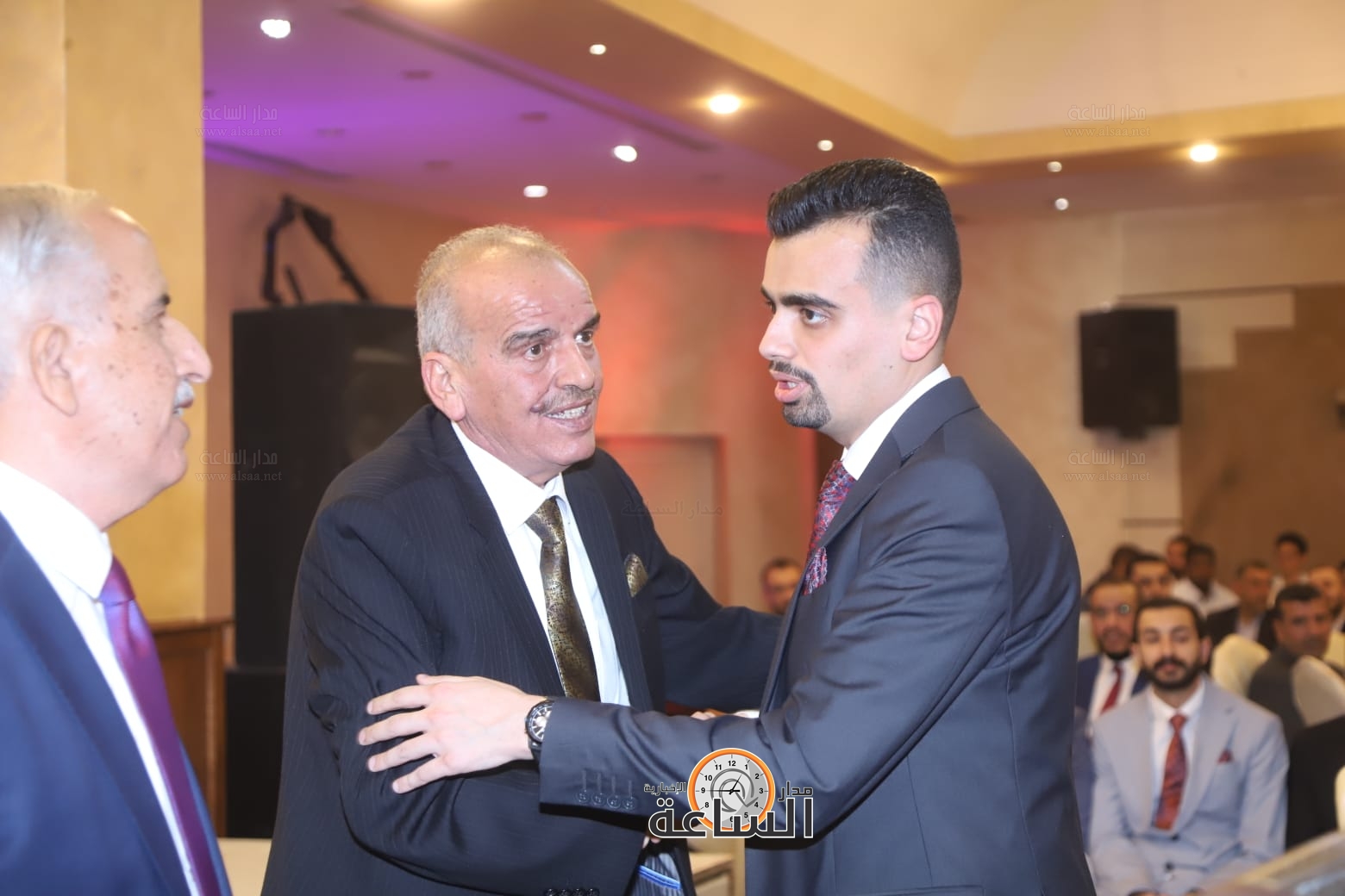 Madar Al-Saa Images 0.8341376051977539