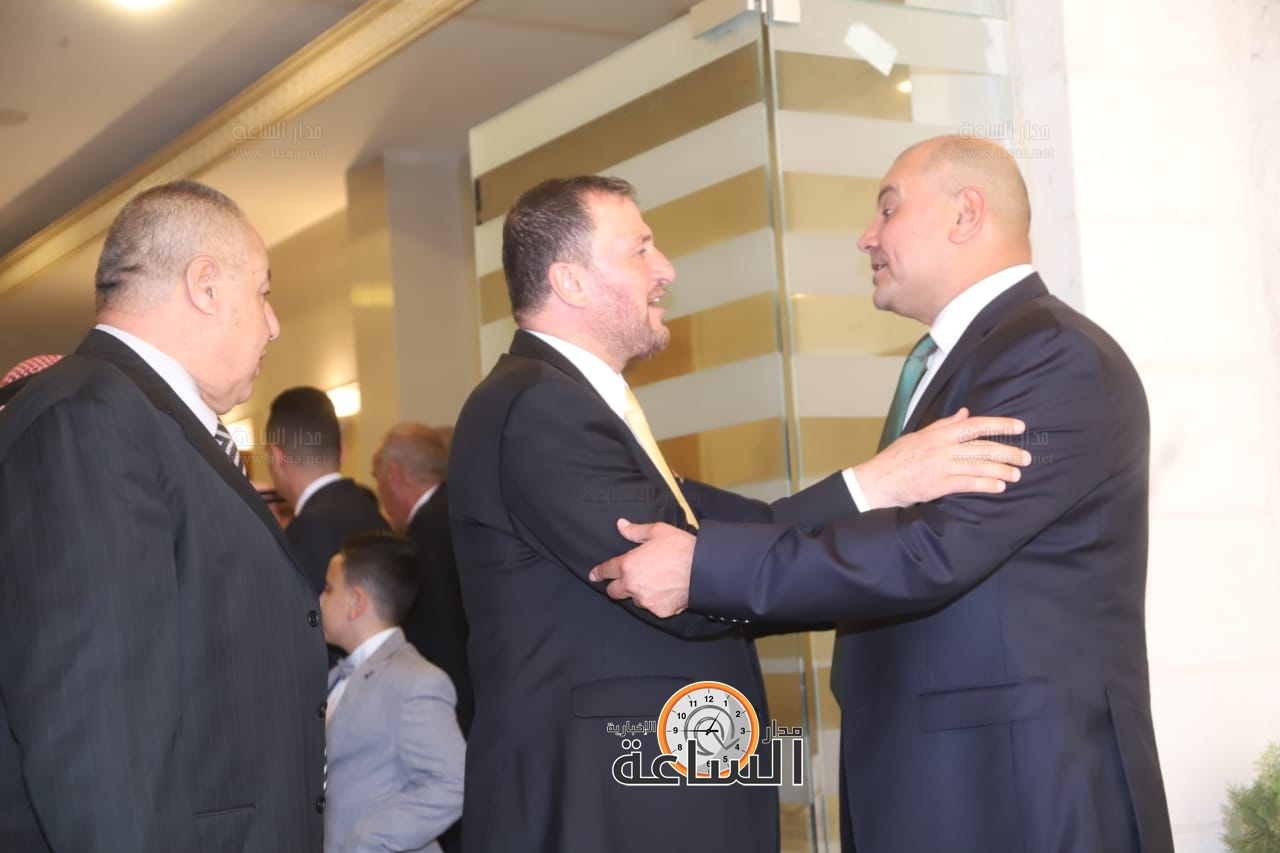 Madar Al-Saa Images 0.5014043162351365