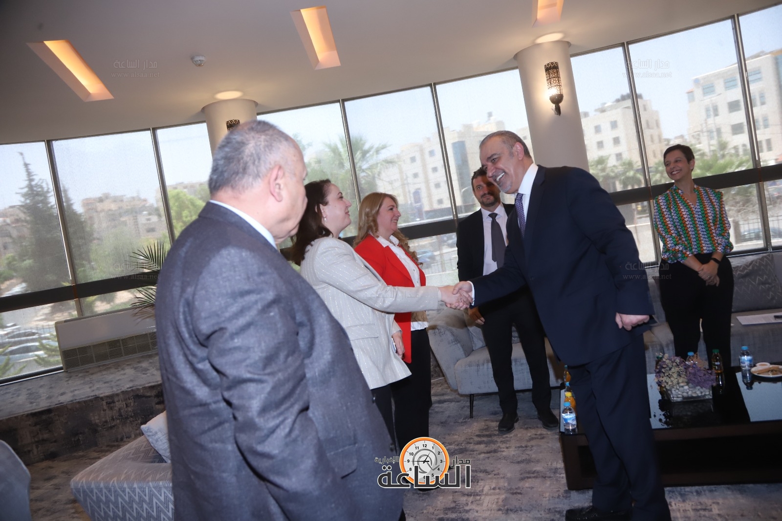 Madar Al-Saa Images 0.8150894613976869