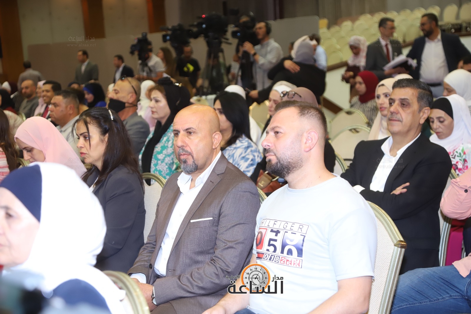 Madar Al-Saa Images 0.4079130766344865