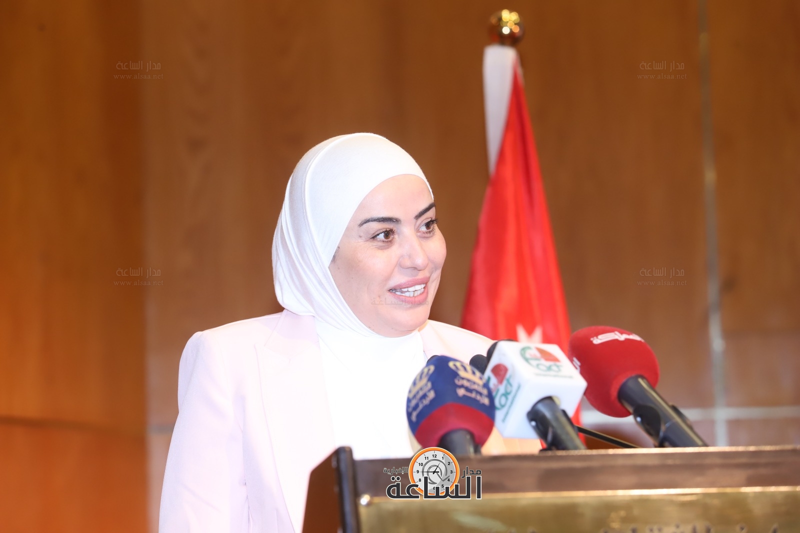 Madar Al-Saa Images 0.10149006671063443