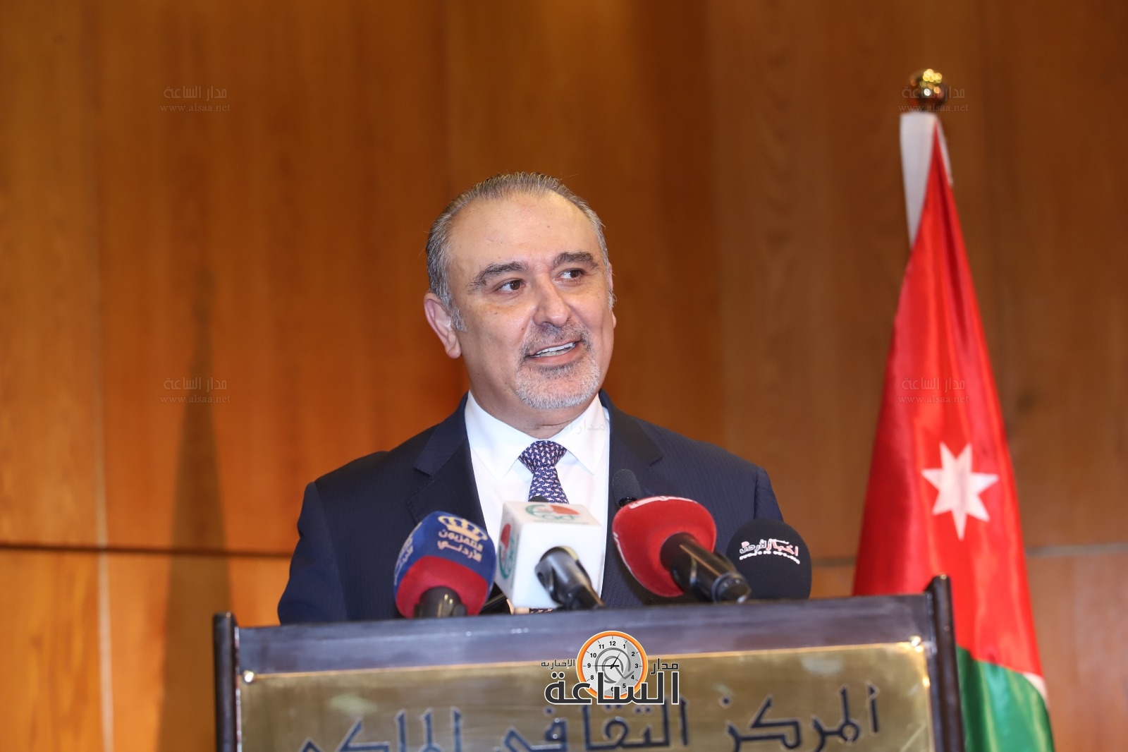 Madar Al-Saa Images 0.9357067739526064