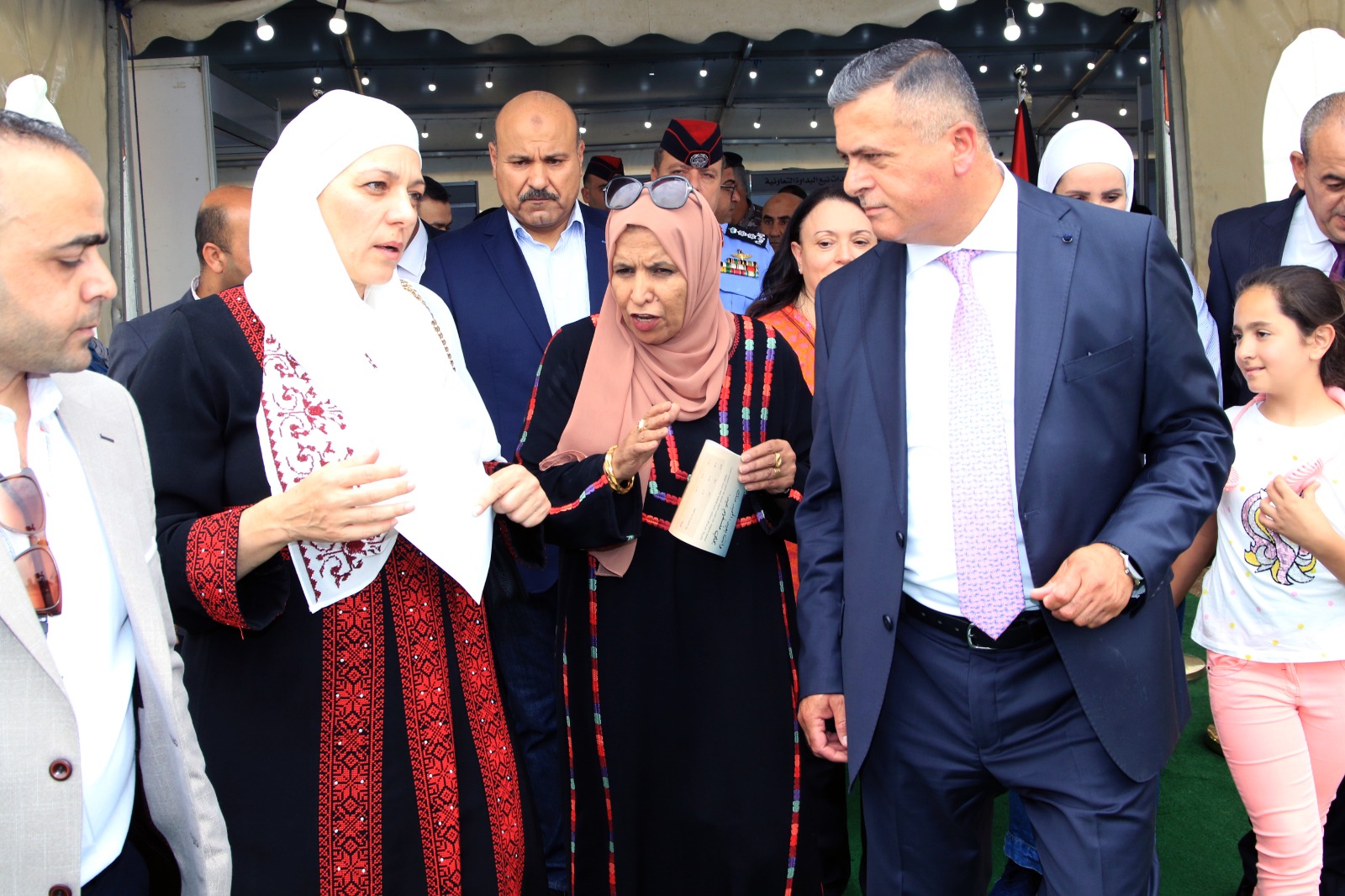 Madar Al-Saa Images 0.6402010644193379