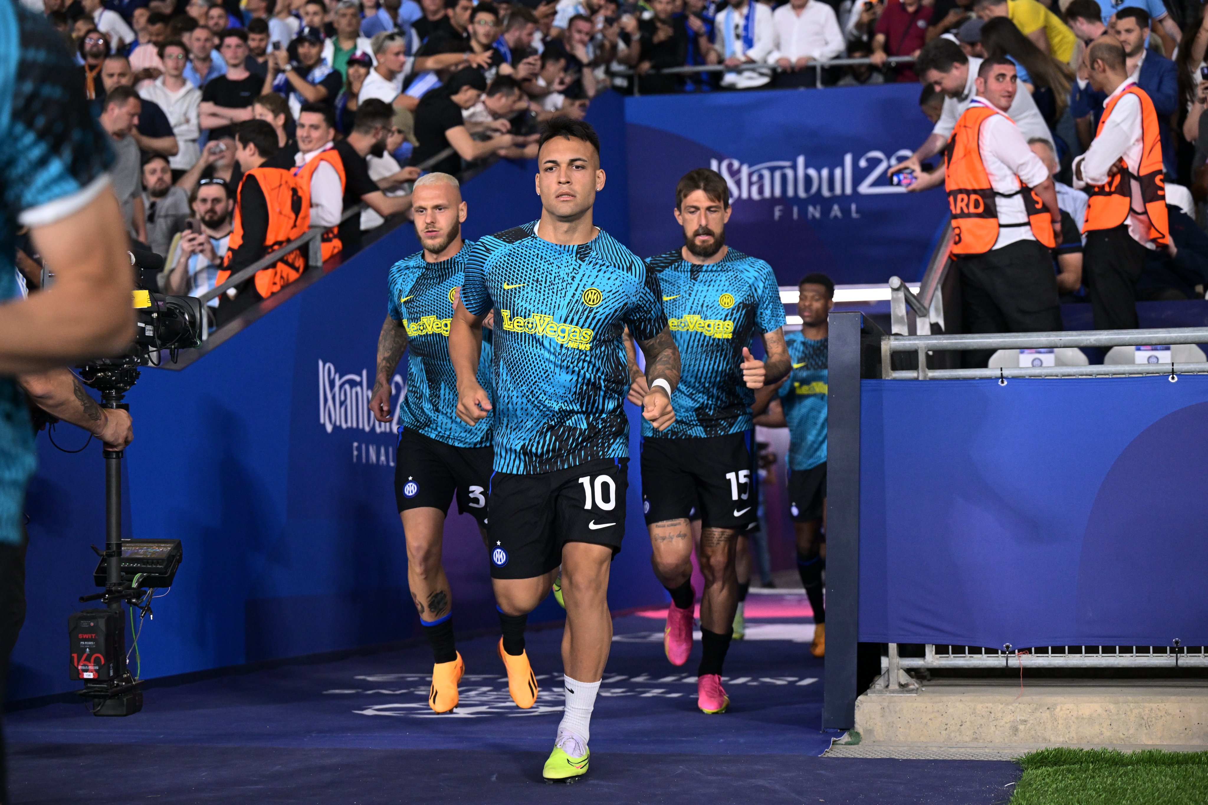 Madar Al-Saa Images 0.5163757128072064