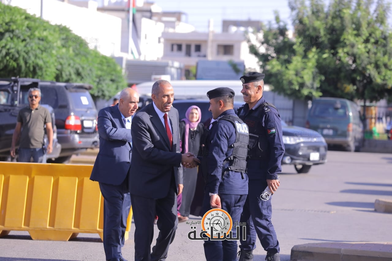 Madar Al-Saa Images 0.7612300639618078