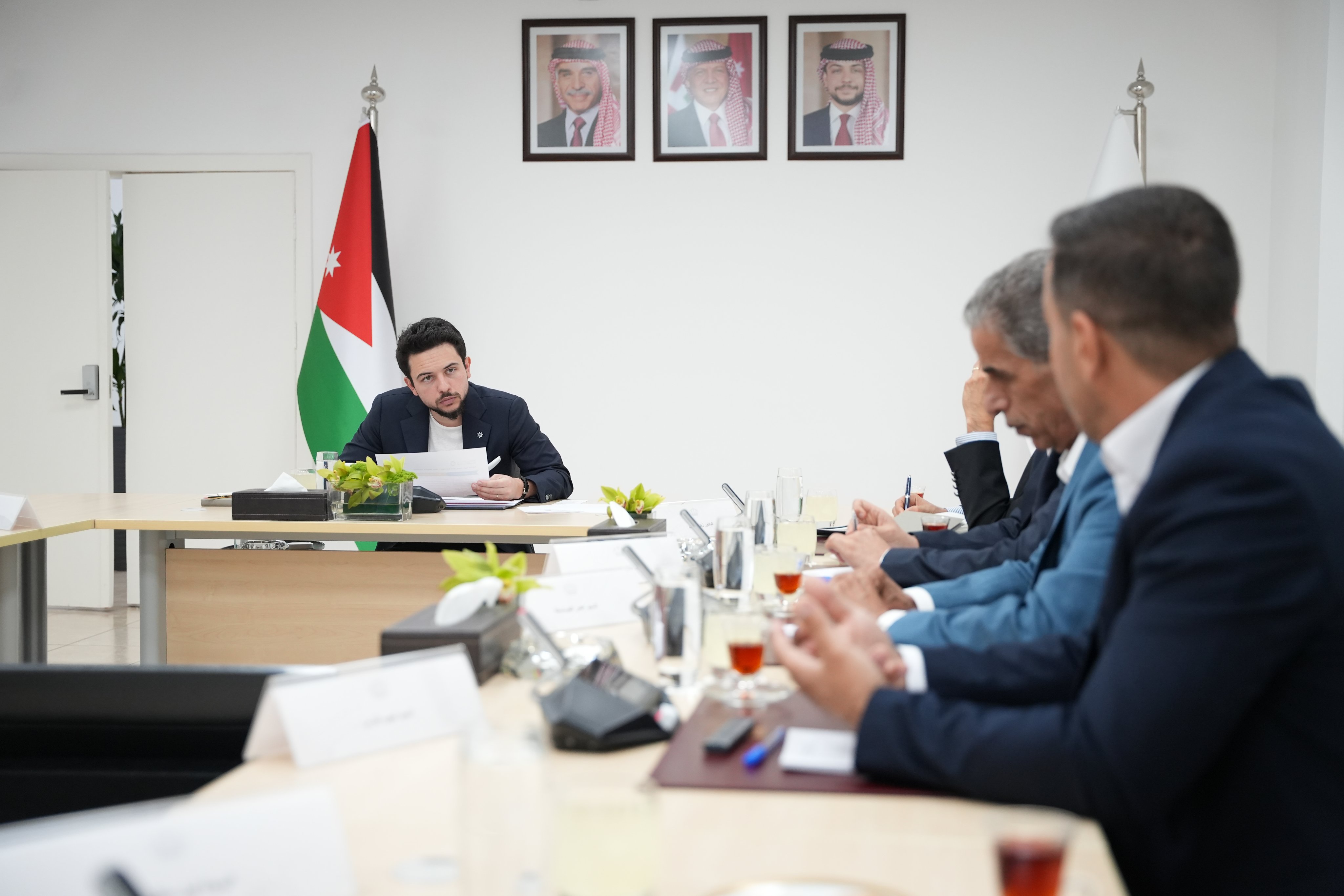 Madar Al-Saa Images 0.8551493401778115