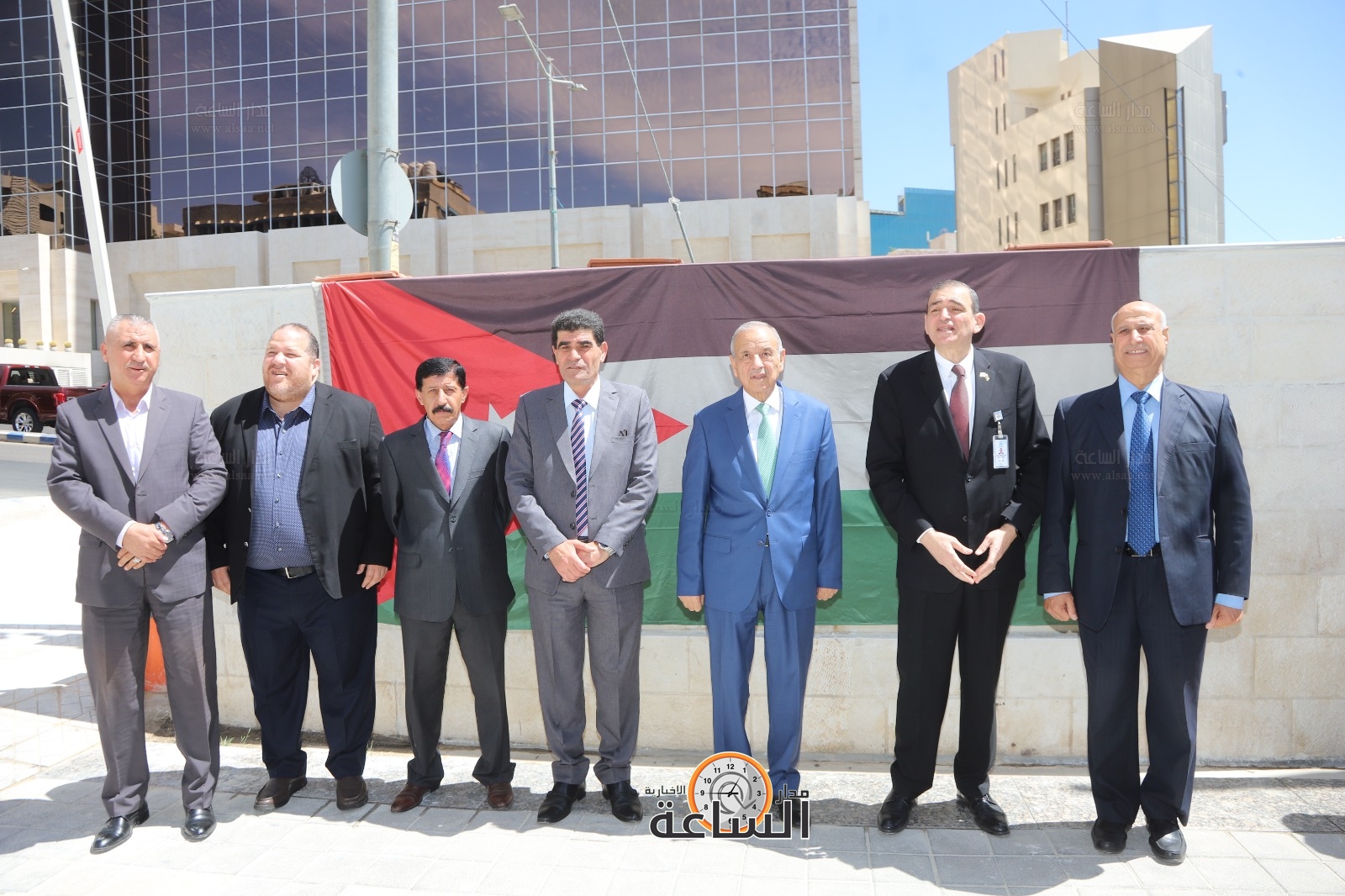 Madar Al-Saa Images 0.49801277430931634