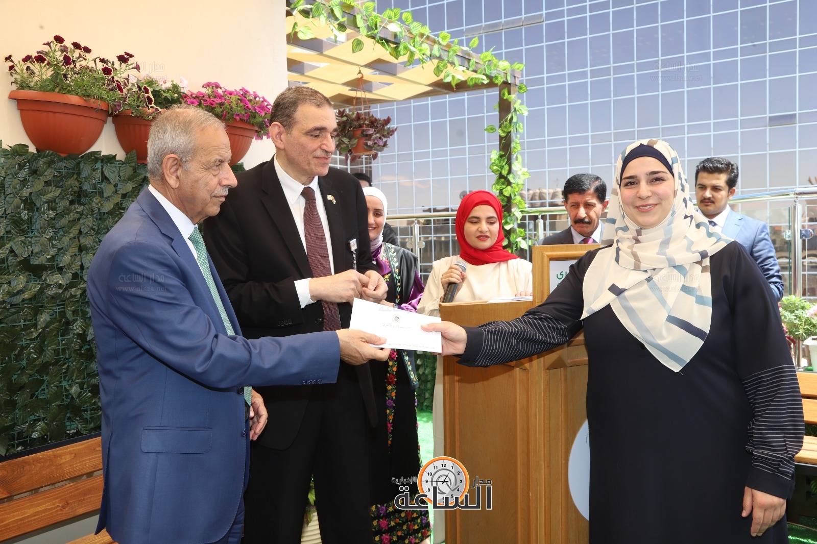 Madar Al-Saa Images 0.688447692804034