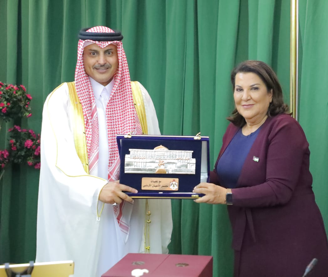 Madar Al-Saa Images 0.20111257613774702