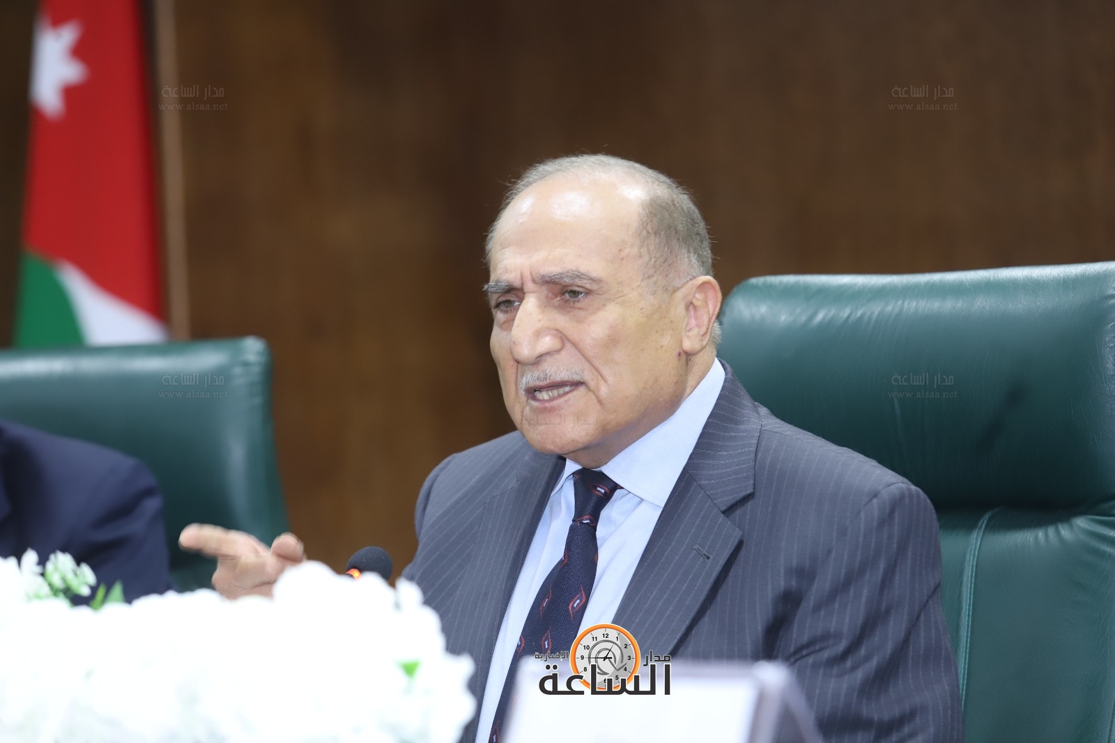 Madar Al-Saa Images 0.8814852652077589