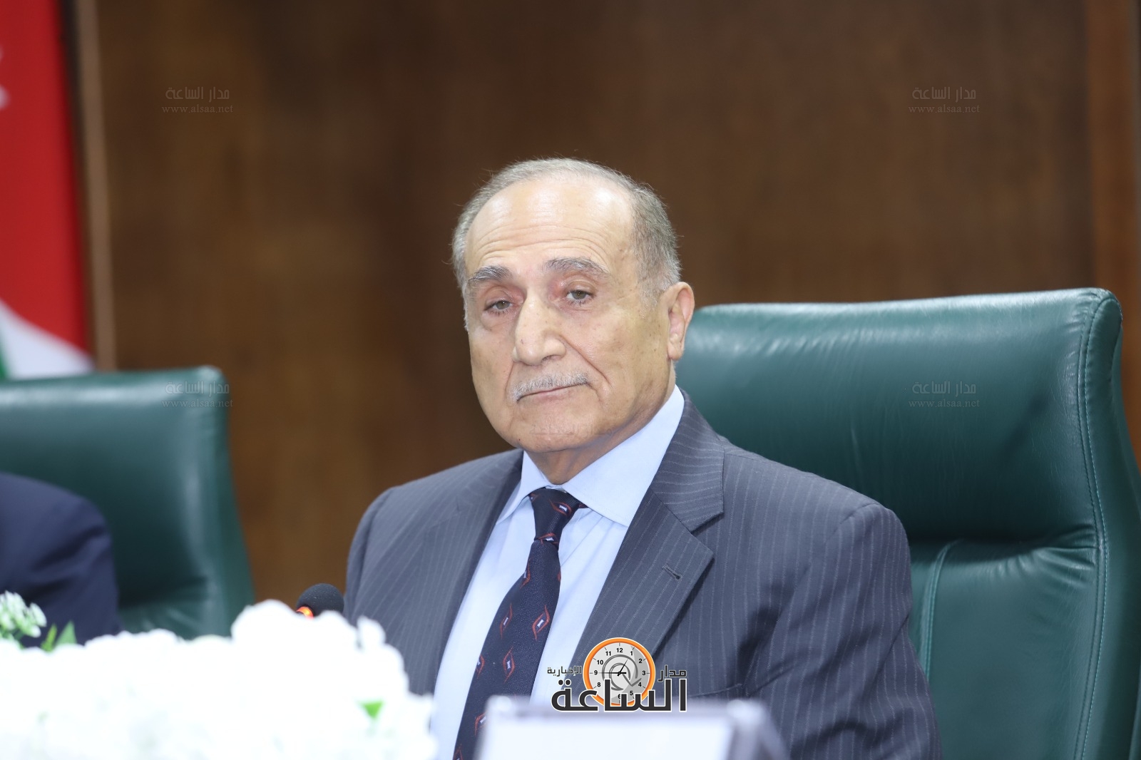 Madar Al-Saa Images 0.5609930577016238