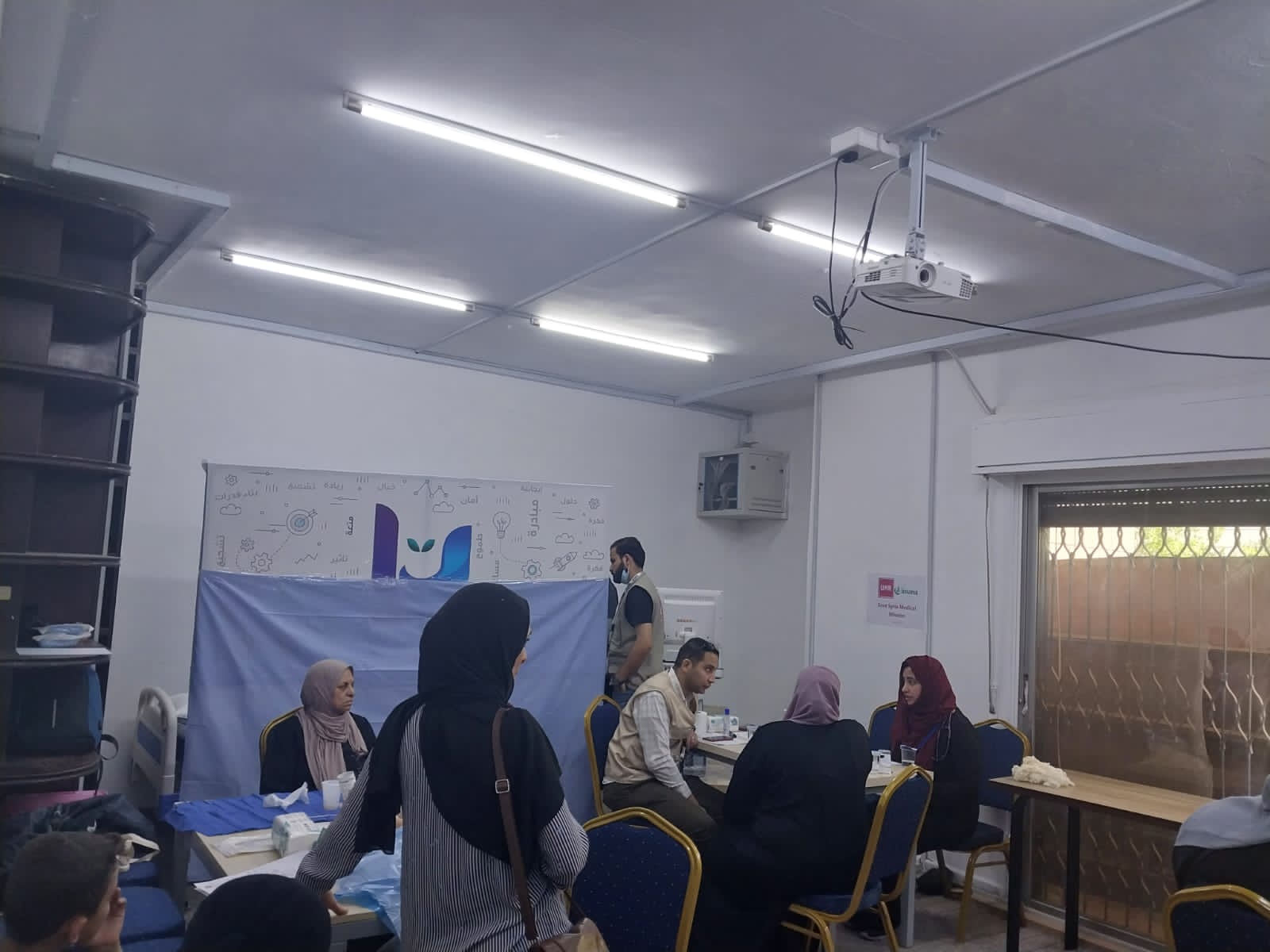 Madar Al-Saa Images 0.7441529241282749