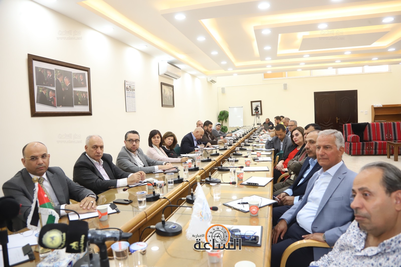 Madar Al-Saa Images 0.7226723630261436