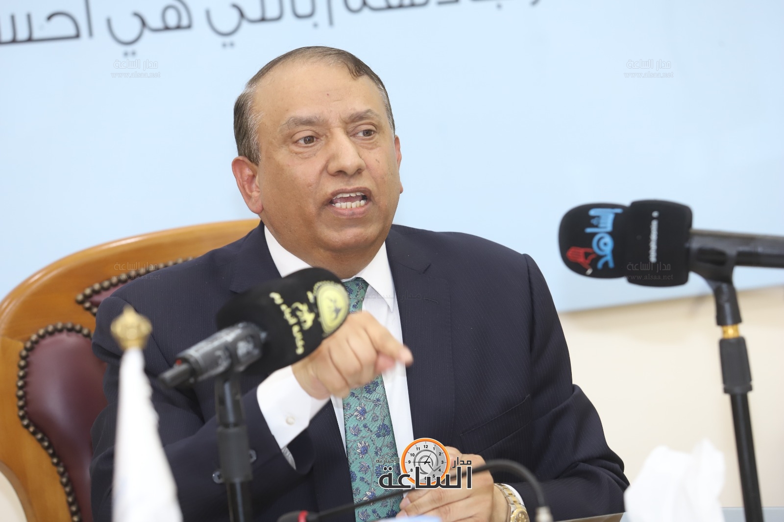 Madar Al-Saa Images 0.5573511921803787