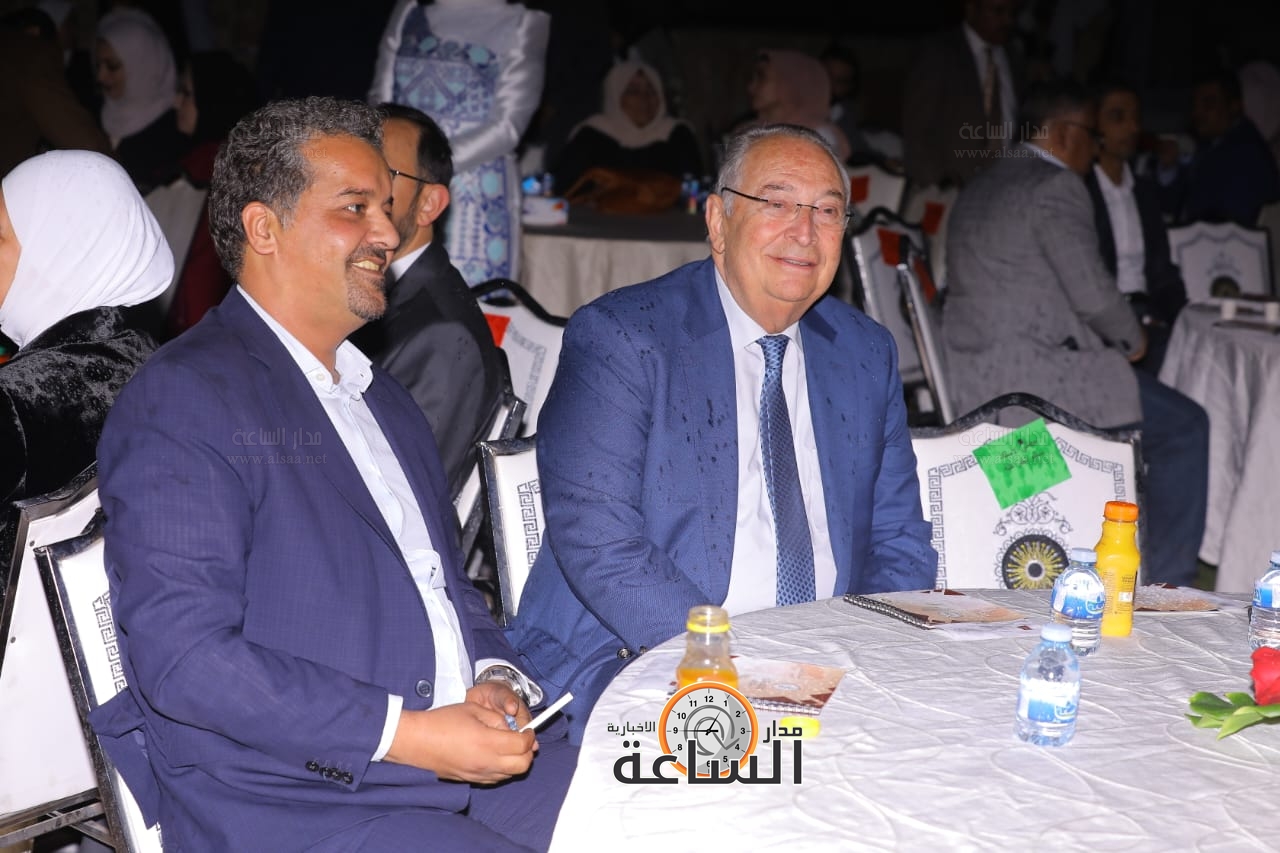 Madar Al-Saa Images 0.1603456886745691