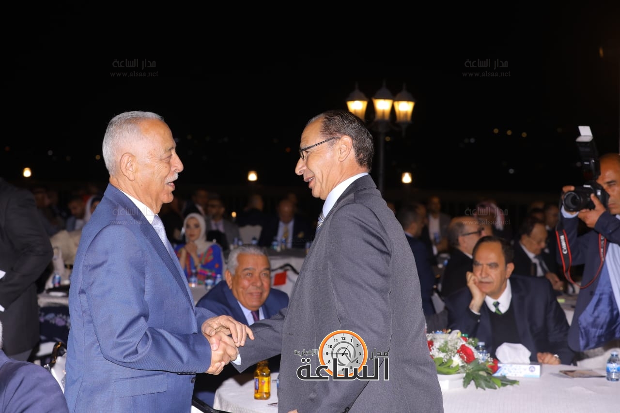 Madar Al-Saa Images 0.8006861996732487