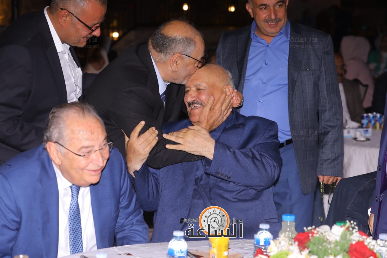 Madar Al-Saa Images 0.33782354404860504