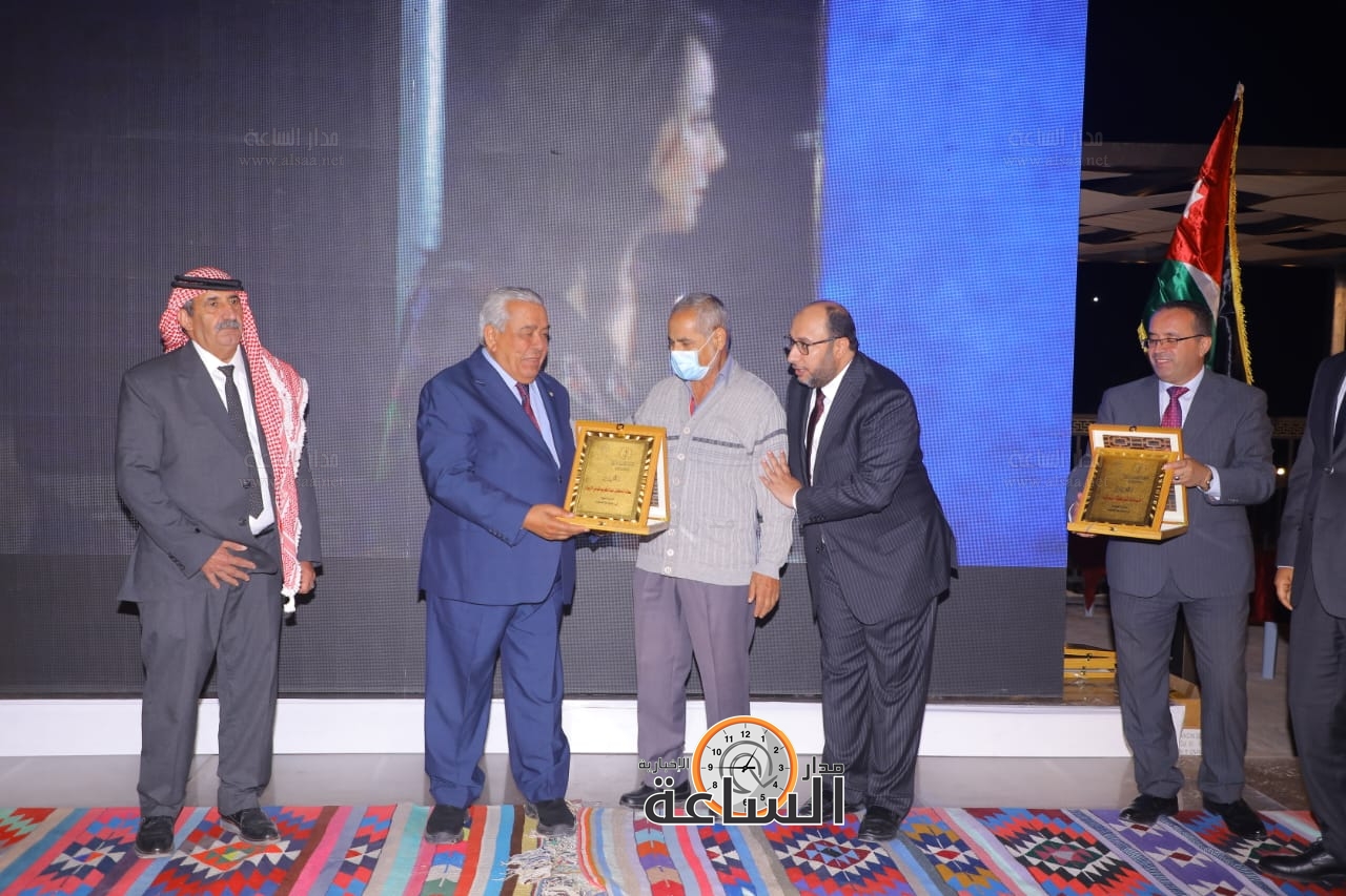 Madar Al-Saa Images 0.21235520775791827