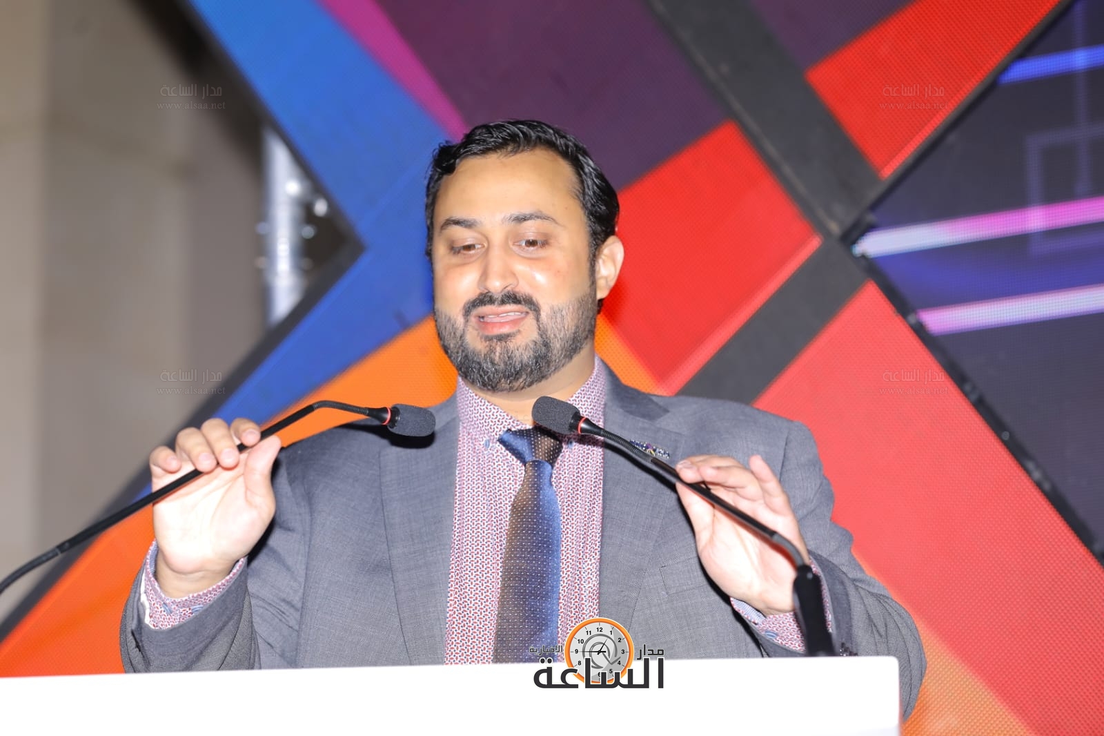 Madar Al-Saa Images 0.35463843624690616