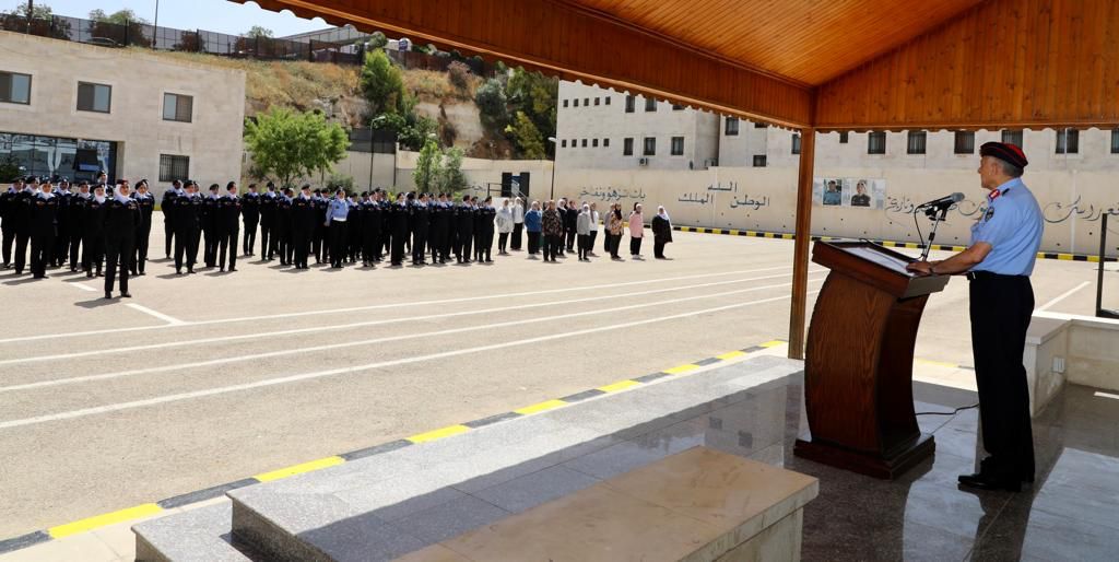 Madar Al-Saa Images 0.9220861138940832