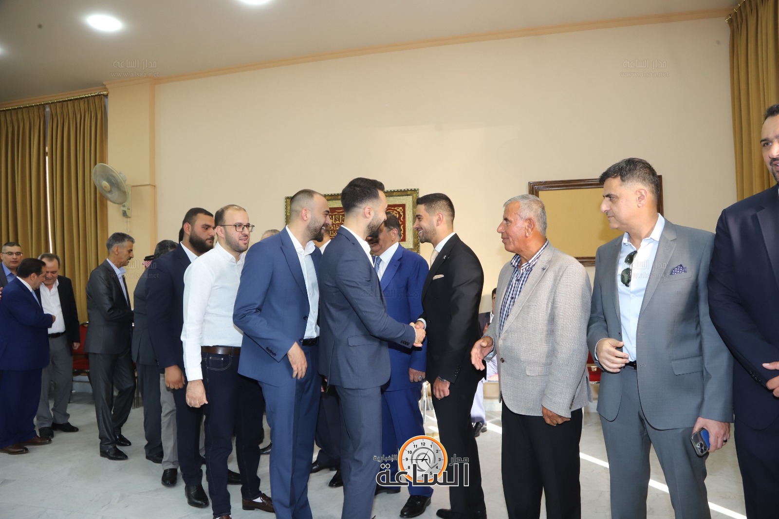 Madar Al-Saa Images 0.1427066308117766