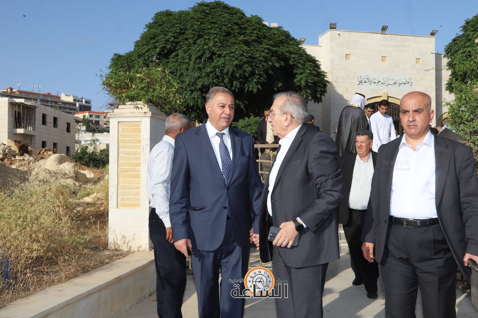 Madar Al-Saa Images 0.9847338341537062